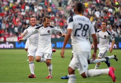 http://img4.mynet.com.tr/spr3/beckham-david-27490_501.jpg