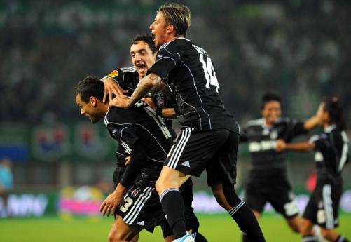 bjk-sevinc1-2010-27351_501.jpg