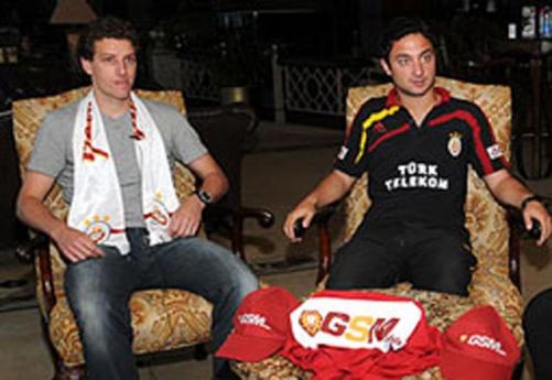 http://img4.mynet.com.tr/spr3/elano-gstv-15510_501.jpg