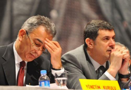 Skandal istifa getirdi!