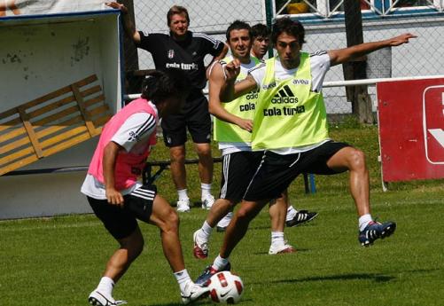 Kartal'da iki yolcu belli oldu!