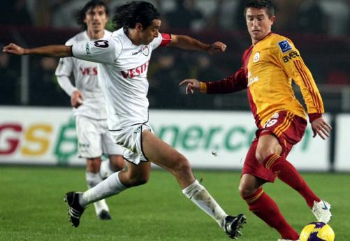 Lideri 'Manisa' belirledi (VİDEO)