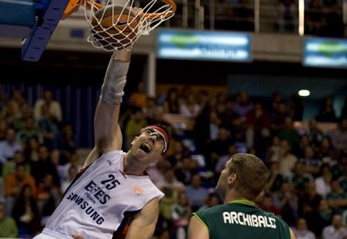 Efes uzatmalarda kaybetti