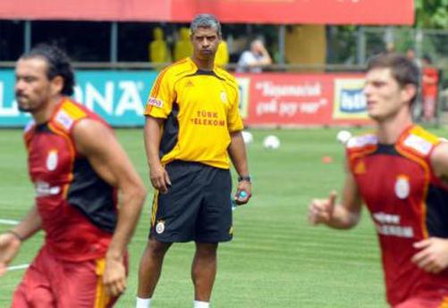 Rijkaard, Hiddinke çattı